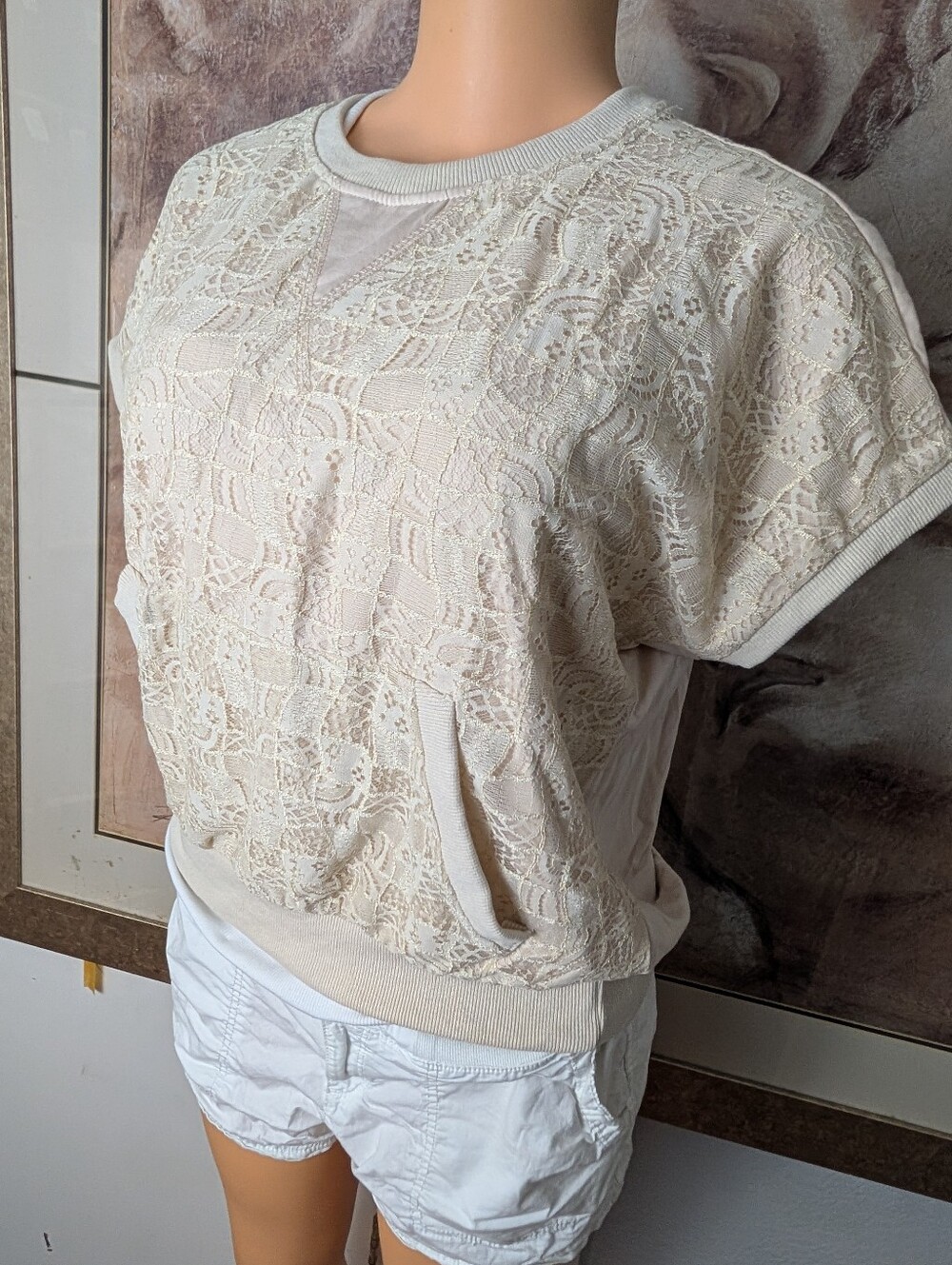 Mini Moon Ladies Cream Lace Overlay Short Sleeve Top Size M